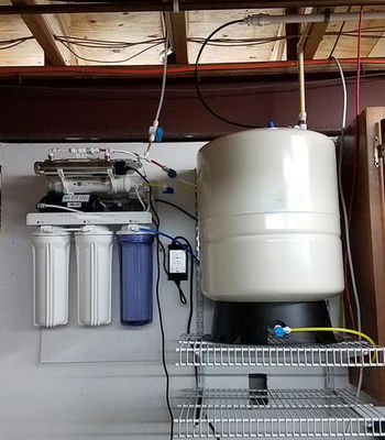 Purificatore d'acqua elettrico portatile per abitazioni e alberghi